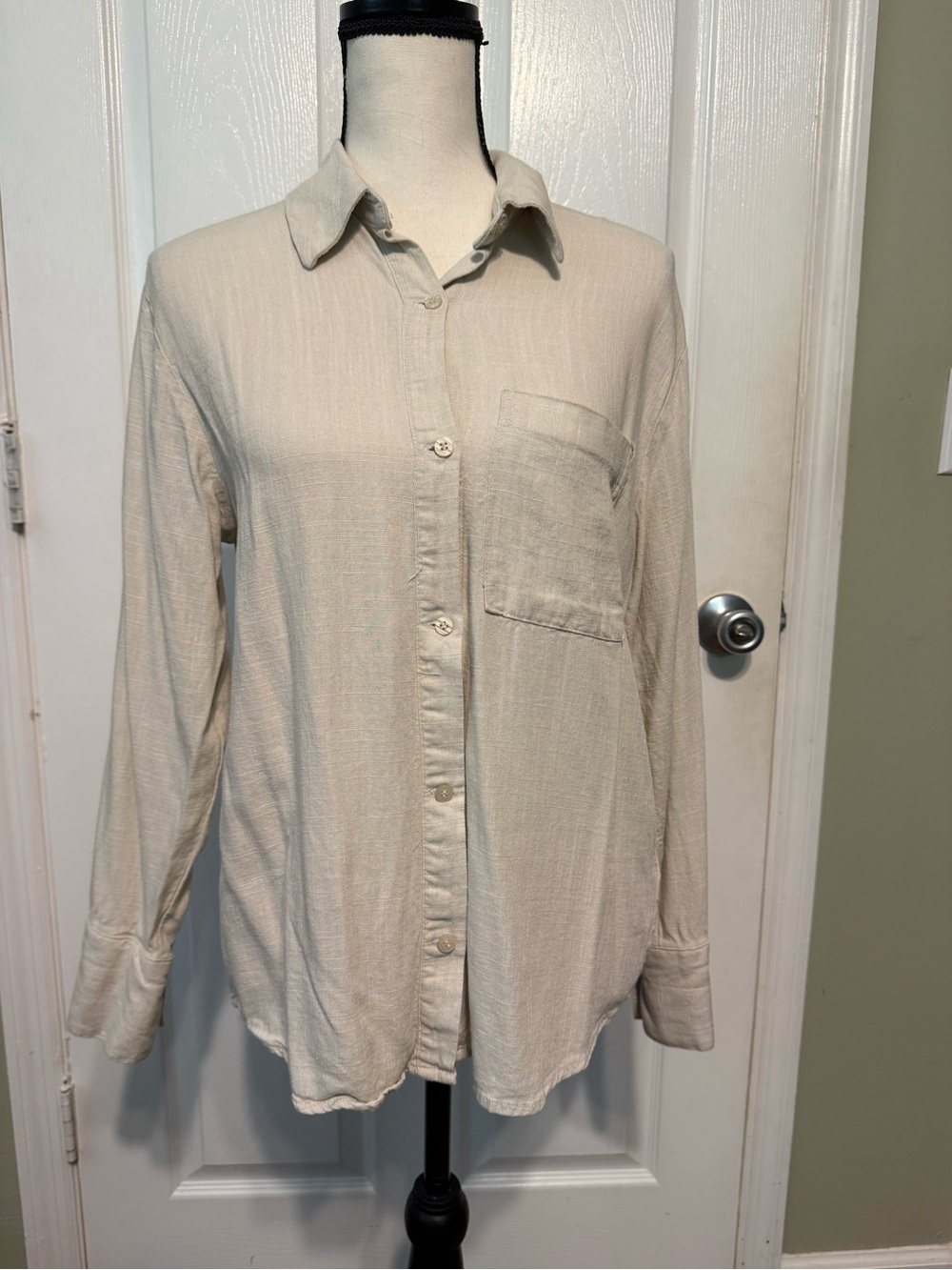 H&M Beige Button-Up Long Sleeve Shirt